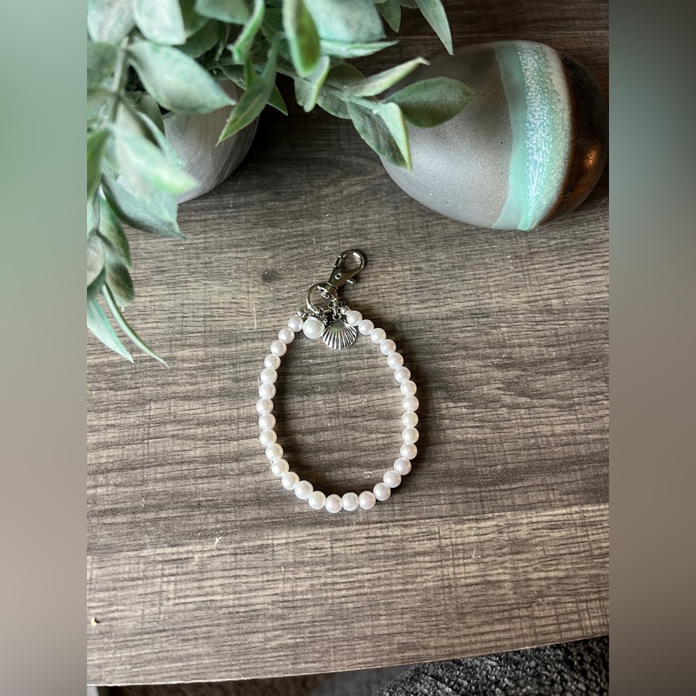 Elegant Pearl Beaded Bag Charm!